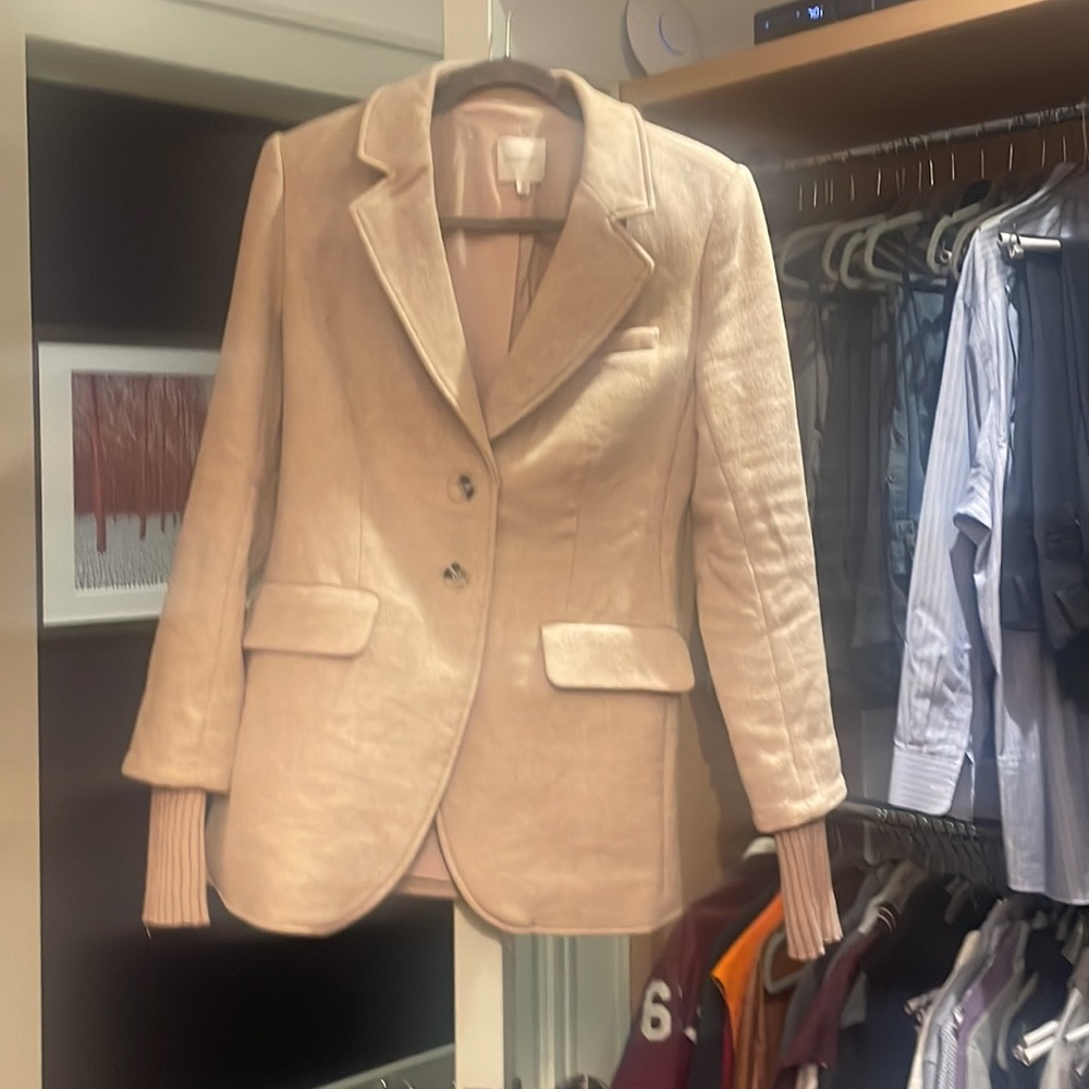 Camel city blazer from Favorite Daughter.  Can be worn as outerwear. Worn once.